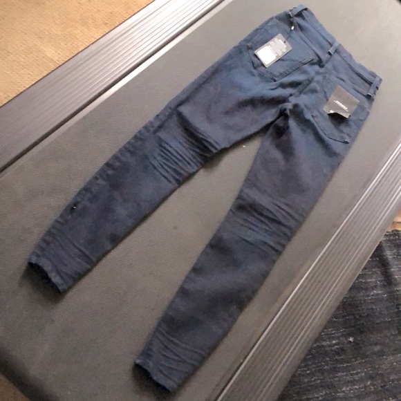 HUDSON Los Angeles (26) Centerfold Extreme High Rise super skinny ankle - Picture 12 of 13